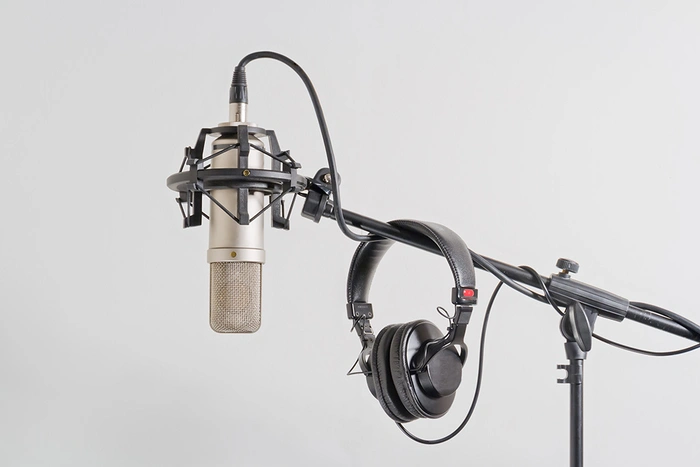 capture studio quality sound at home top mics for streamers and creators