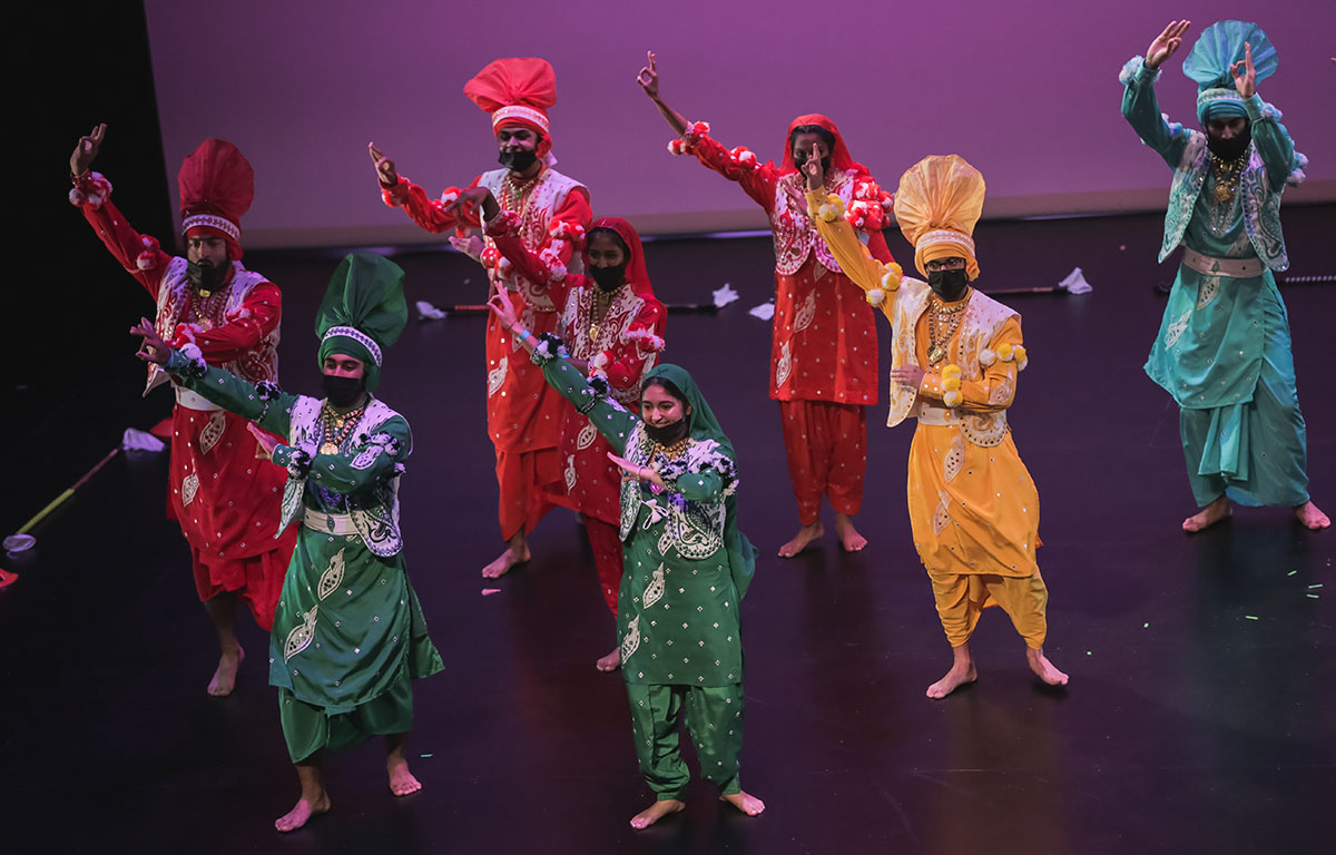 diwali fashion trends for desi americans celebrating style and tradition